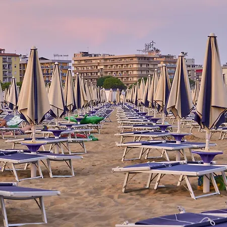 Apartment Bright With Garden And Parking - Beahost - Bibione